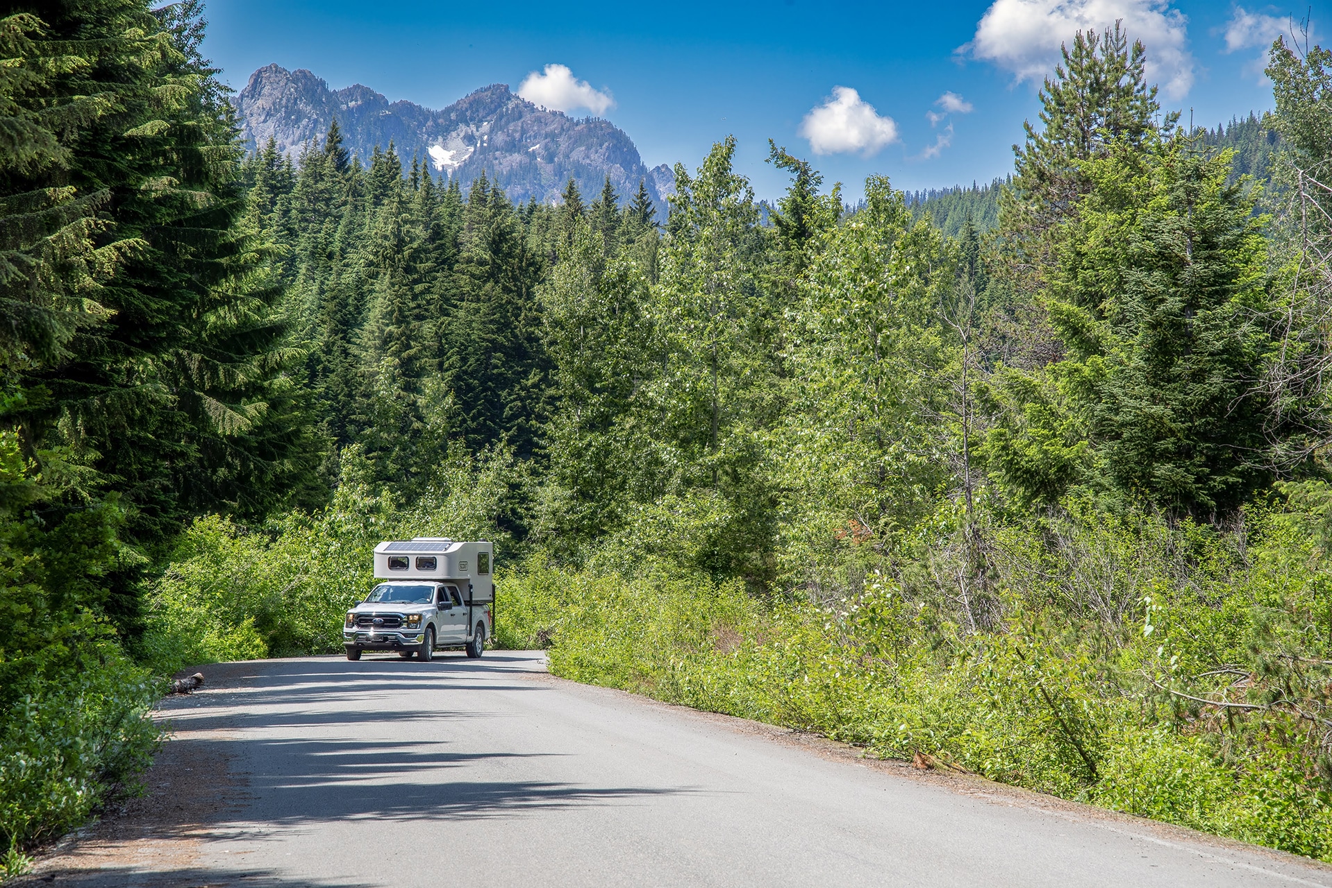 Scout Adventure Truck Camper 4x4 - GoNorth Car & RV Rental