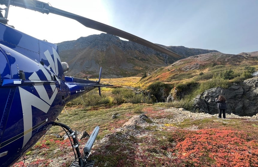 Helicopter Volcano Expedition, landing